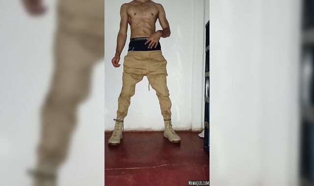 Torn military fellow takes off nude and pops stiff