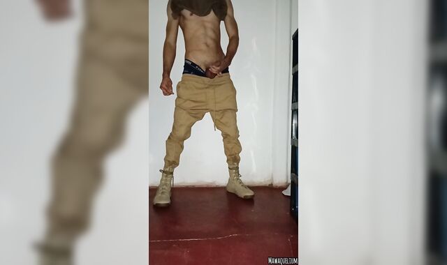 Torn military fellow takes off nude and pops stiff