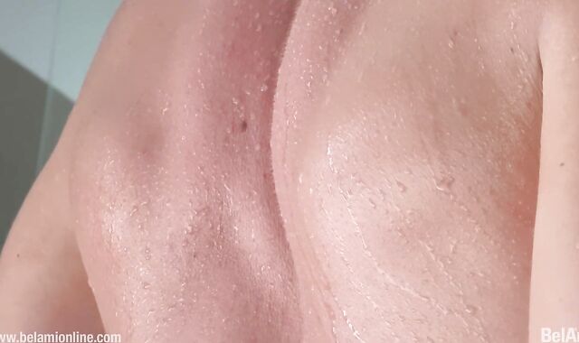 Sumptuous fellow luvs BEING NUDE