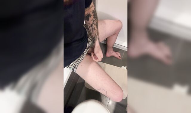 Latin BWC Cum shot – Ambisexual Married Parent Wants You on Your Knees