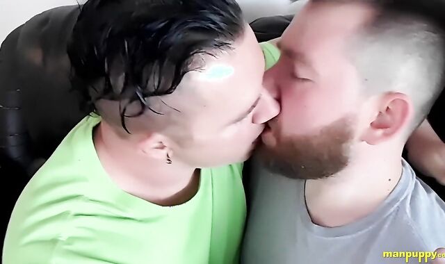 Jock Kaleb DeWulf Fell For Mischievous Leo Blues Magical Tongue