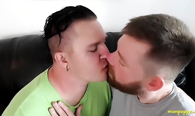 Jock Kaleb DeWulf Fell For Mischievous Leo Blues Magical Tongue