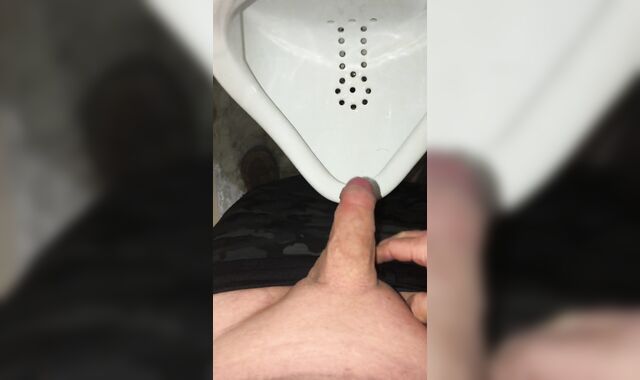 Risky Public Urinal Onanism Peeing & Nutting as prompt as I can