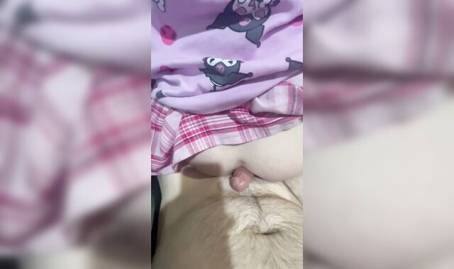 CUM SHOT: tramp rails my penis and make me nutsack all over(total video only worshippers thustin69)