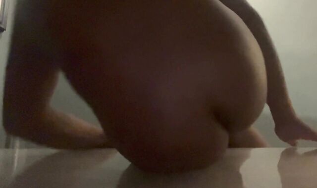 THICK BOOTIE BONER LUVS ERUPTING WITH JIZM