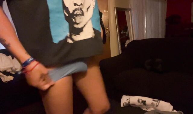 THICK BOOTIE BONER LUVS ERUPTING WITH JIZM