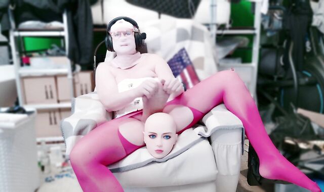 Thickest opened up Meatballs - Adorning Model Head with Humungous Ball Opening up Meat - Spread Scrotum