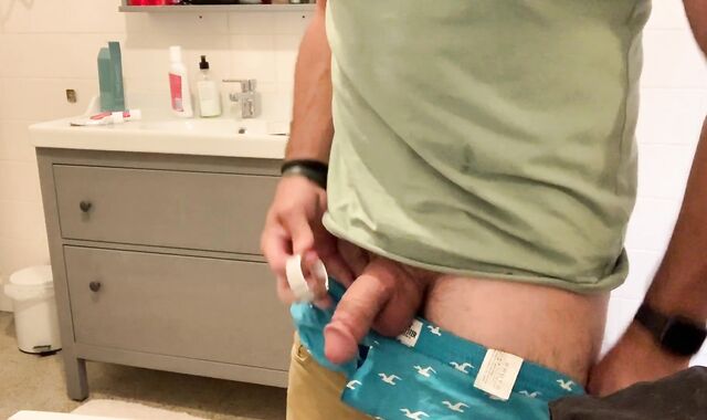 Spoken onanism with ball - manstick ring, sagging, wank-off and jism. Hollister wanker