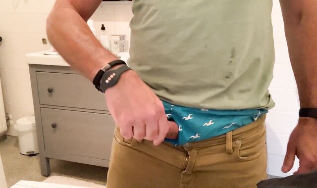 Spoken onanism with ball - manstick ring, sagging, wank-off and jism. Hollister wanker