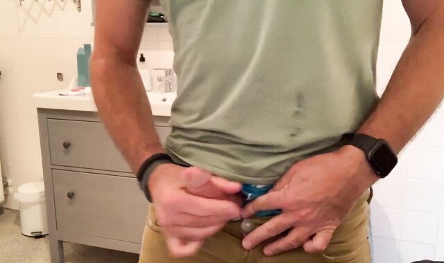 Spoken onanism with ball - manstick ring, sagging, wank-off and jism. Hollister wanker