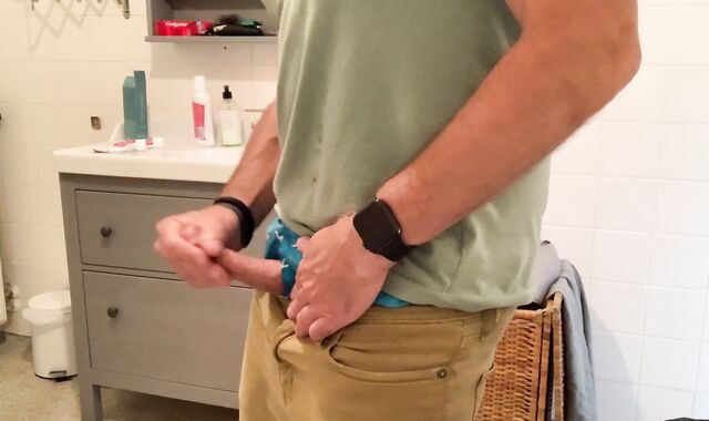 Spoken onanism with ball - manstick ring, sagging, wank-off and jism. Hollister wanker