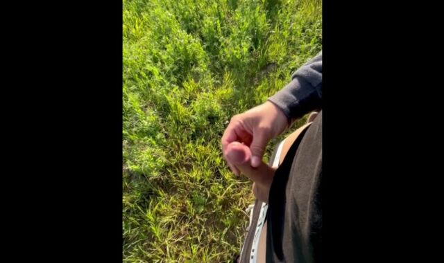 masturbating off in the area, lots of jizm