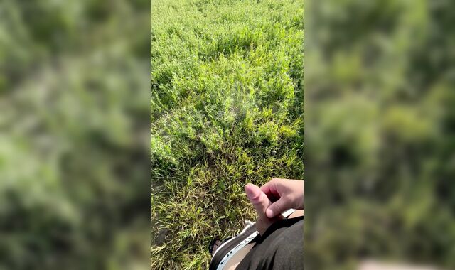 masturbating off in the area, lots of jizm