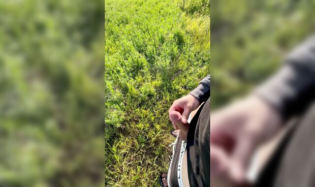 masturbating off in the area, lots of jizm