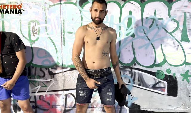 JIZZ CHALLENGE nine - WHO BLOWS A LOAD MORE? Luca with curved spear + large spear Karim battle it out