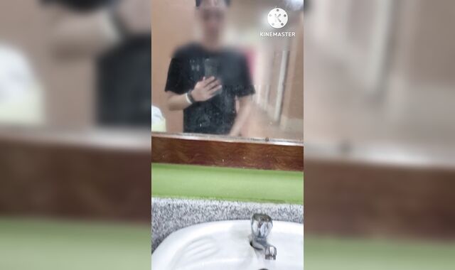 Jakol sa cr ng resort habang may mga nagbabanlaw sa bathroom guest room