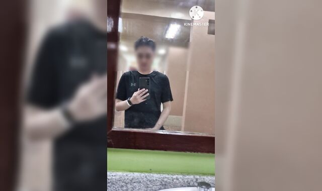 Jakol sa cr ng resort habang may mga nagbabanlaw sa bathroom guest room