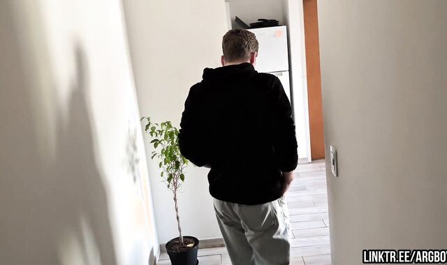 I Revved a Heterosexual Man into My Jizz Burst