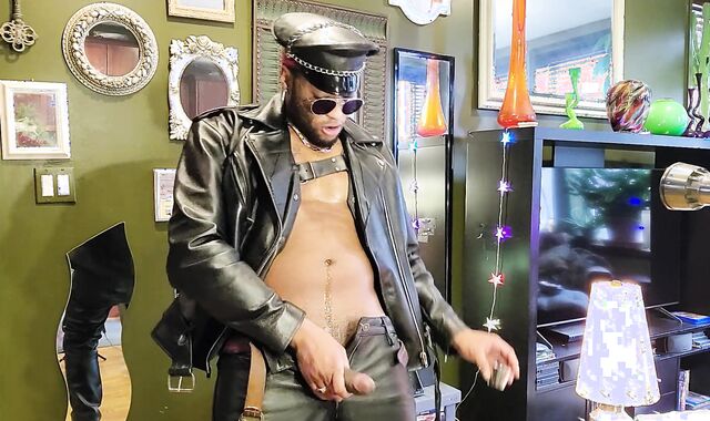 LEATHER JACK! Kennie Jai drains in leather and finishes off for you!