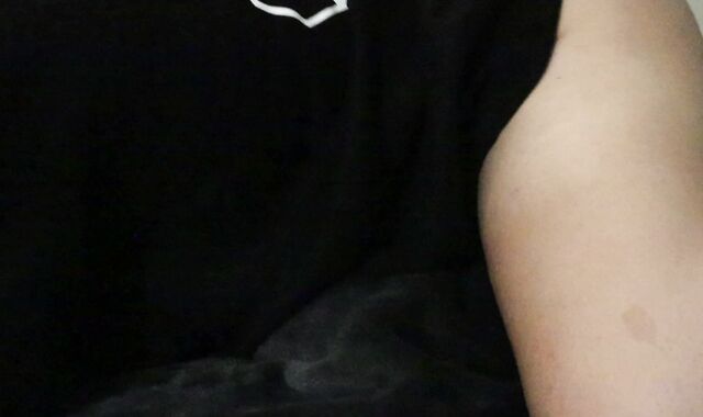 Femboy Uses Cushion For Gusto