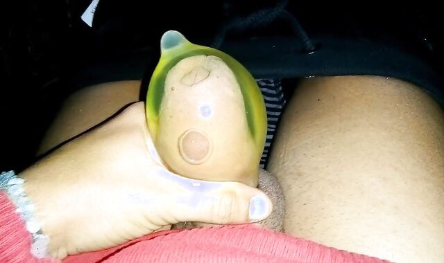 Uncircumcised weenie cramming rubber with pee like balloon