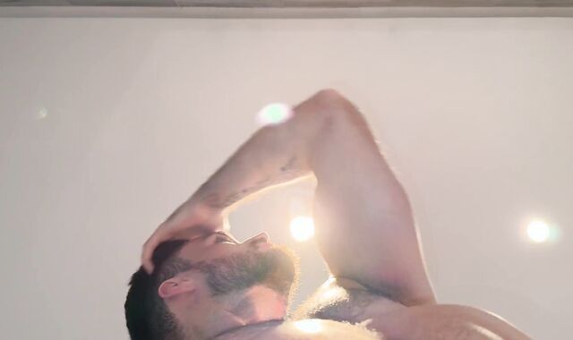 unsuspicious big douche brush trap