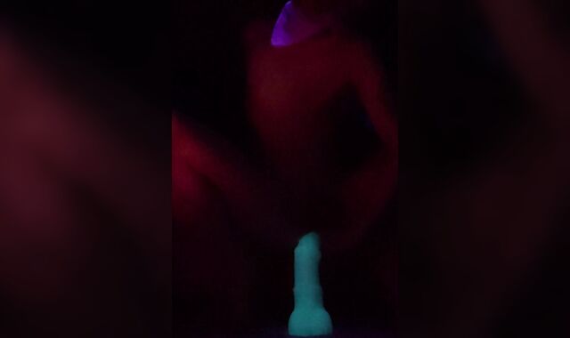 Candle Light Pony Stiffy and Urinate