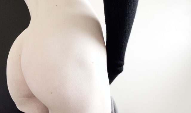 Femboy Jerksoff with Macro shot Jizz flow