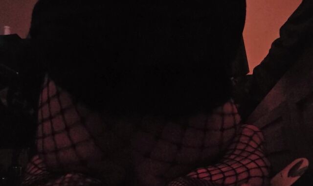 Femboy Sits On XXL Fuck stick