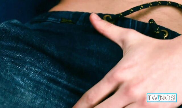 Slender Dark-haired Ethan O Packs His Bum With A Fuckfest Fucktoy And Ejaculates!