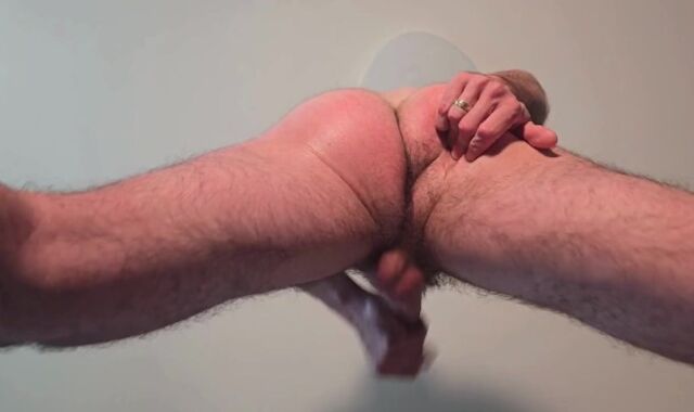YOUTHFUL MAN MASTURBATING - Awesome Sight from Below