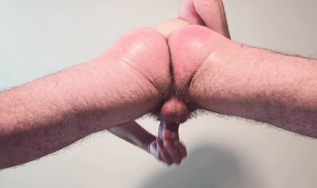 YOUTHFUL MAN MASTURBATING - Awesome Sight from Below