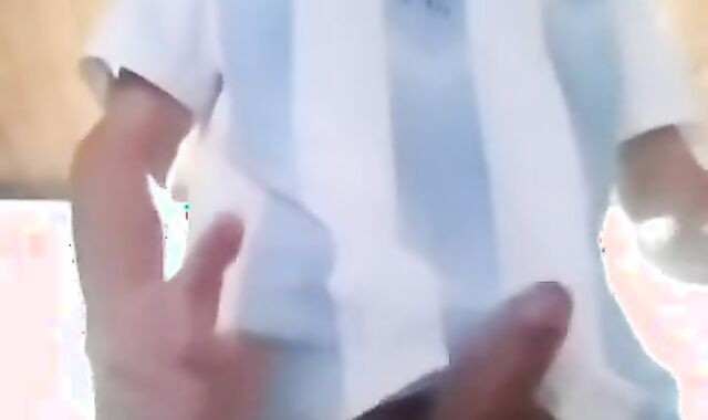 Brit Muddy Chat Guide: Uncut Pecker Rubdown (Fapping Time)