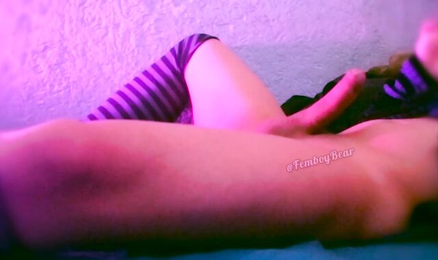 Femboy Edging and Gooning until Bursting