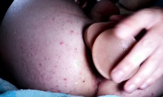 Rosy youngster crevice being humped