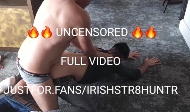 Str8 Businessman Mike books motel nude