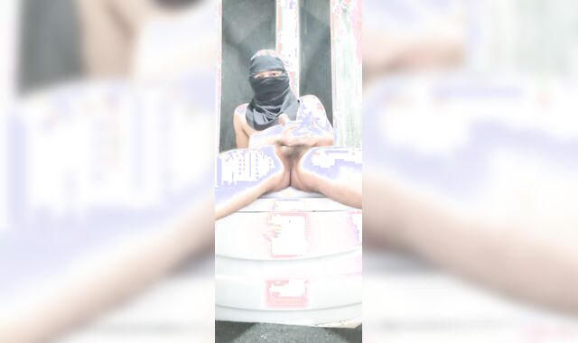 masturbate before douche