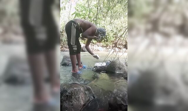 Fapping meaty ebony pecker while douche outdoors part1