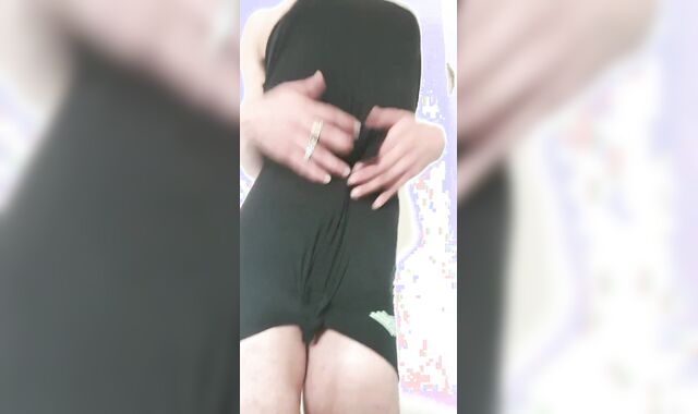 ممم توحشت الزب يكون كبيير يمحنني