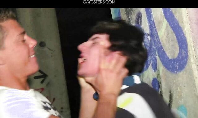 Caning of a sprayer 1