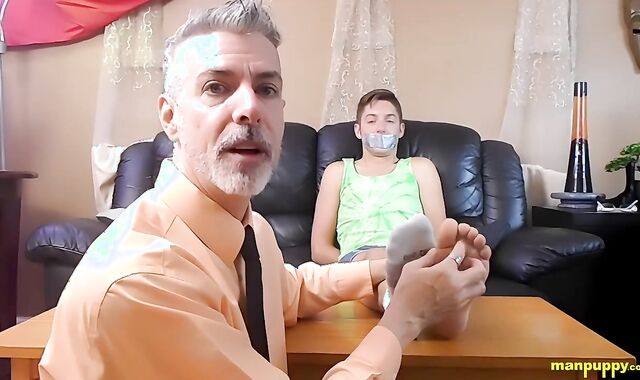 Richard Lennox Uses Roped Devin Jones For His Demonstration