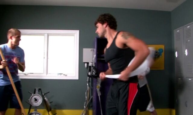 Next Door Pals: Towel Snappin' with a Twist