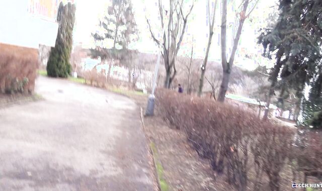 Czech Hunter: Impatient Display-off with a Lovely Physique