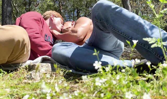 Next Door Homemade: Analingus Rampage In The Open