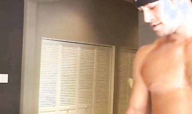 Cody Cummings: Ebony Bandana Dom