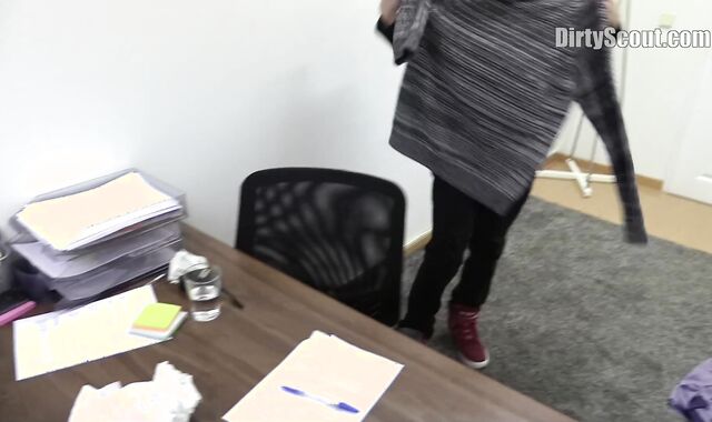 Messy Scout: Arch over, Hotty! A Fresh Internship