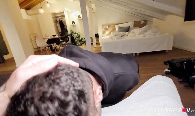 AmateurGayPOV: Jay's Weak Night Warms Up