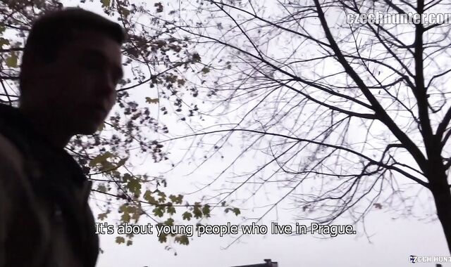 Czech Hunter: Nature's Call For 2 Fags