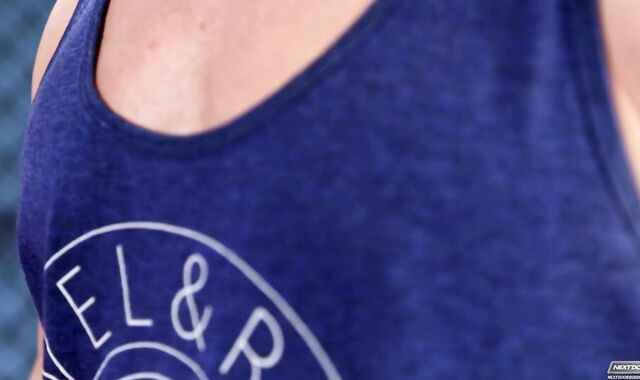 Next Door Friends: Diamond-Cutting Lollipops on Showcase