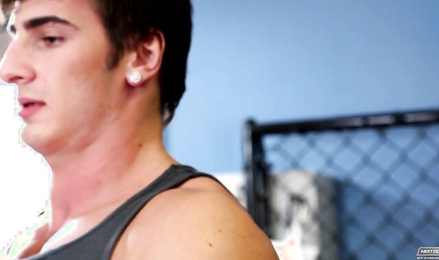 Next Door Friends: Diamond-Cutting Lollipops on Showcase